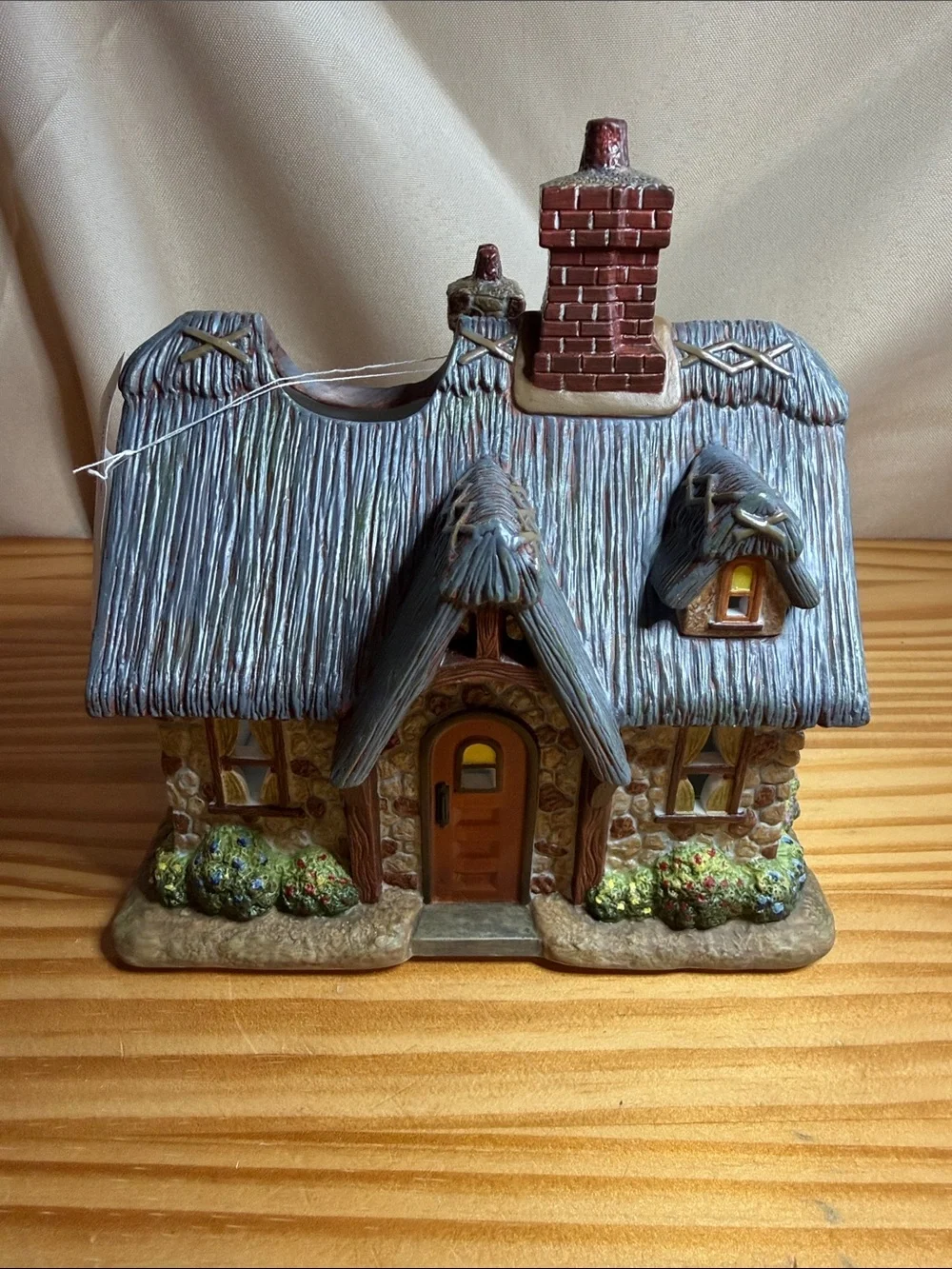 NIB 2006 Thomas Kinkade Stillwater Cottage Candle Holder Home Interiors 12648